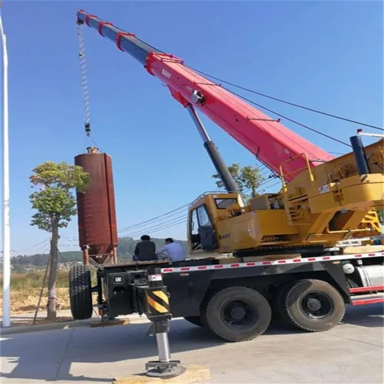 荥阳专业吊车租赁多少钱