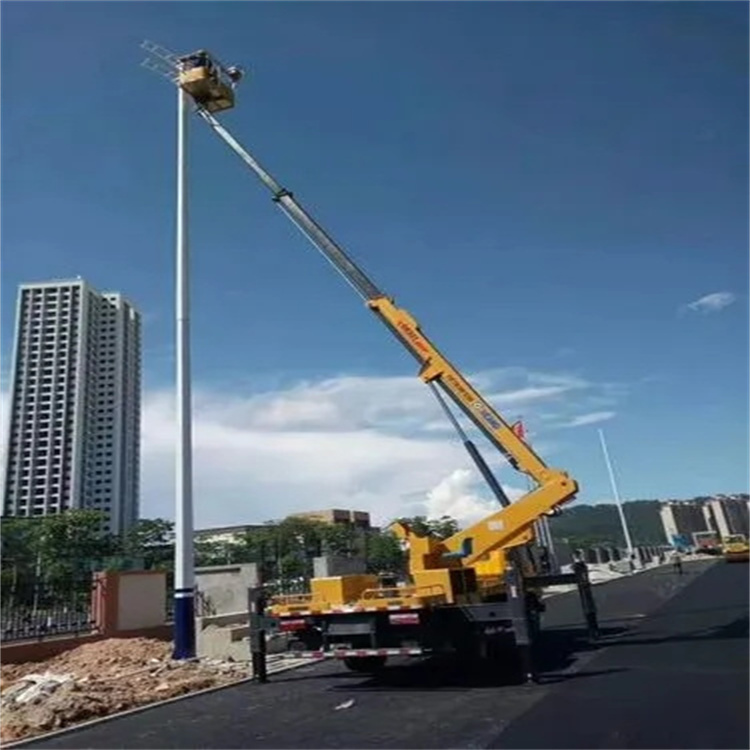 荥阳维修路灯的曲臂升降车出租