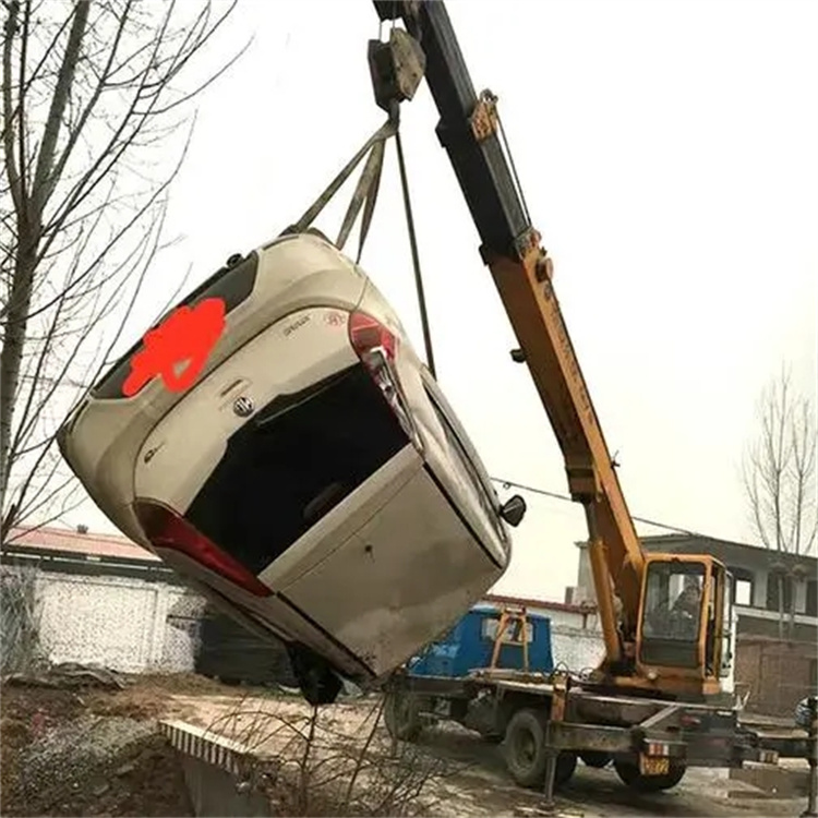 荥阳随时待命，吊车24小时道路救援服务全解析