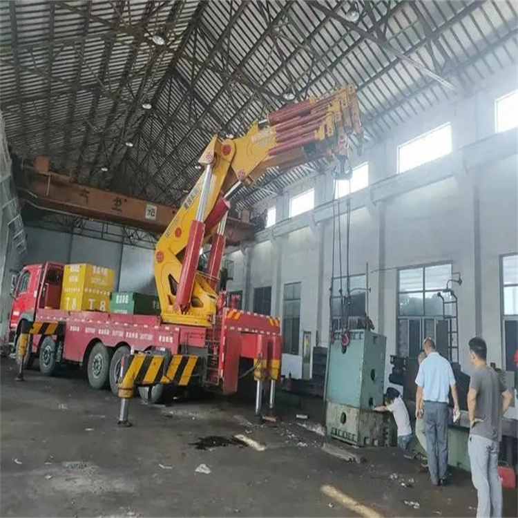 荥阳速查！附近自卸吊车租赁电话及租赁全攻略